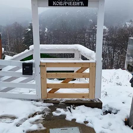 Brvnara Kovacevic Vikendica *